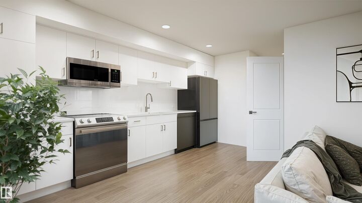 Property Photo: 4825 120 Street NW 53 AB T6H 0G9