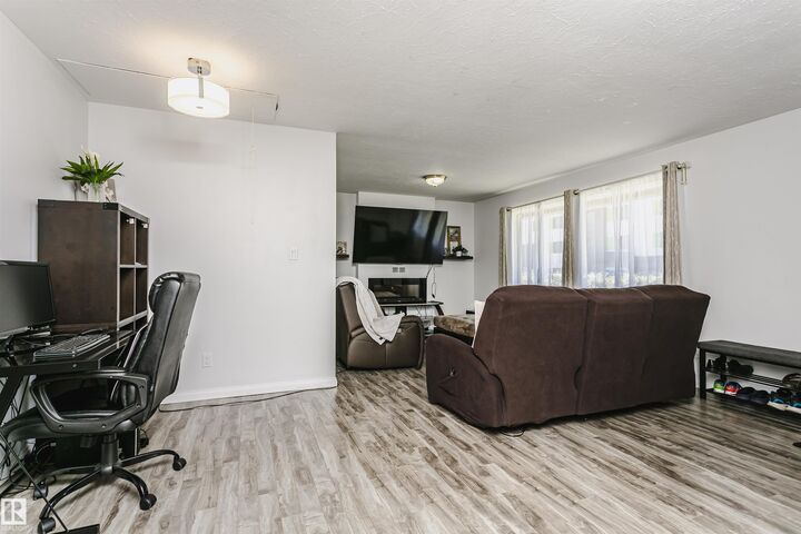 Property Photo:  13104 128 Avenue NW  AB T5L 3H2 