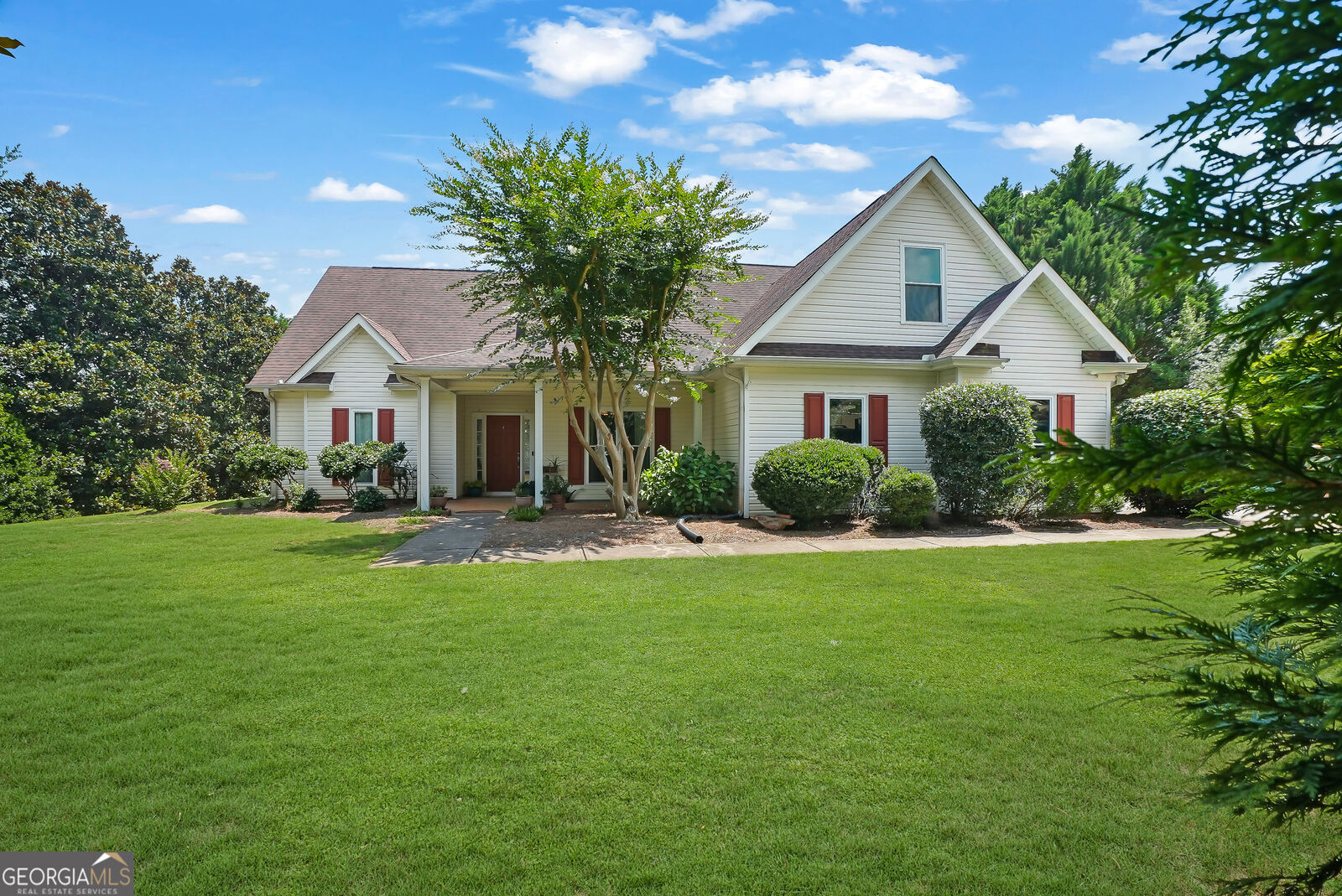 Property Photo: 188 Meadows Drive GA 30276