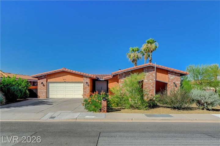 Property Photo:  517 Island Cove  NV 89005 