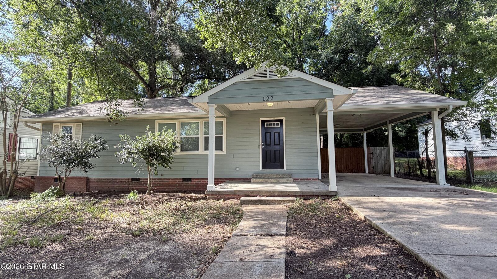 Property Photo:  122 Cole Street  MS 39759 