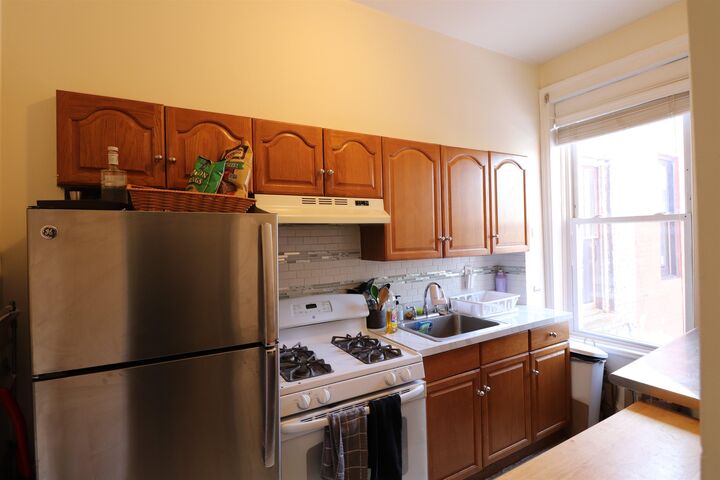 Property Photo:  202 Bloomfield St 2  NJ 07030 