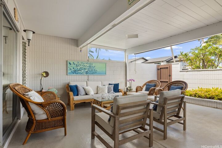 Property Photo:  906 Koko Isle Circle 23/2303  HI 96825 