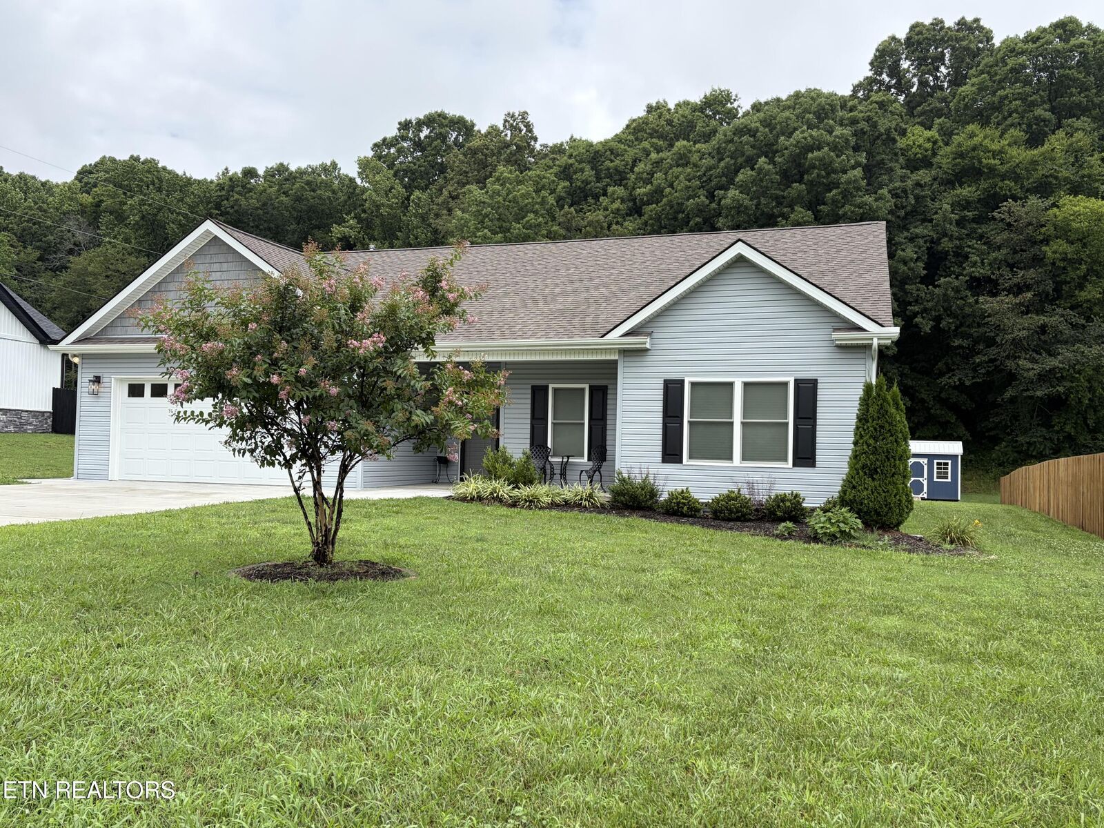 Property Photo:  762 Hillvale Rd  TN 37705 
