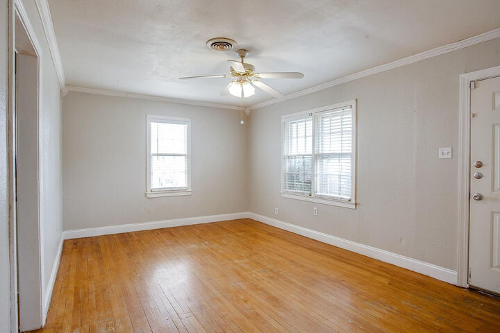 Property Photo: 2818 40th Street TX 79413