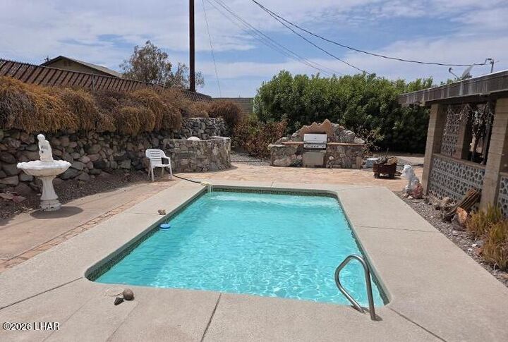 Property Photo:  1940 Papago Dr  AZ 86403 