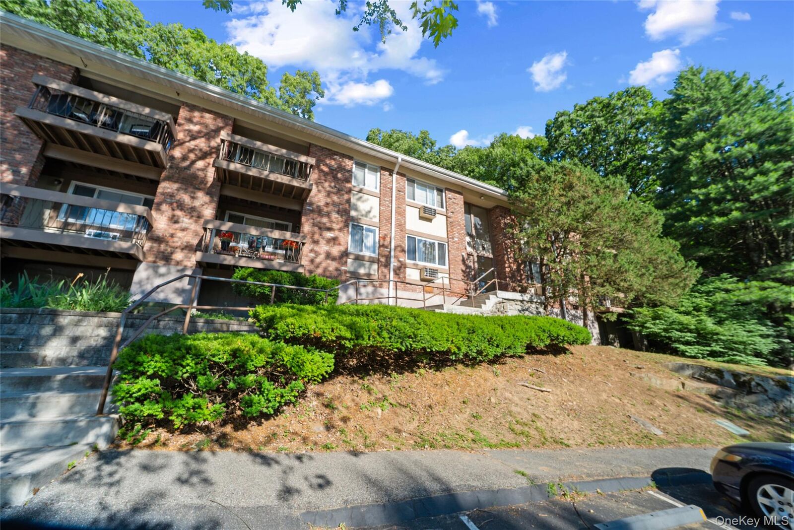 Property Photo:  8 North James Street I  NY 10566 