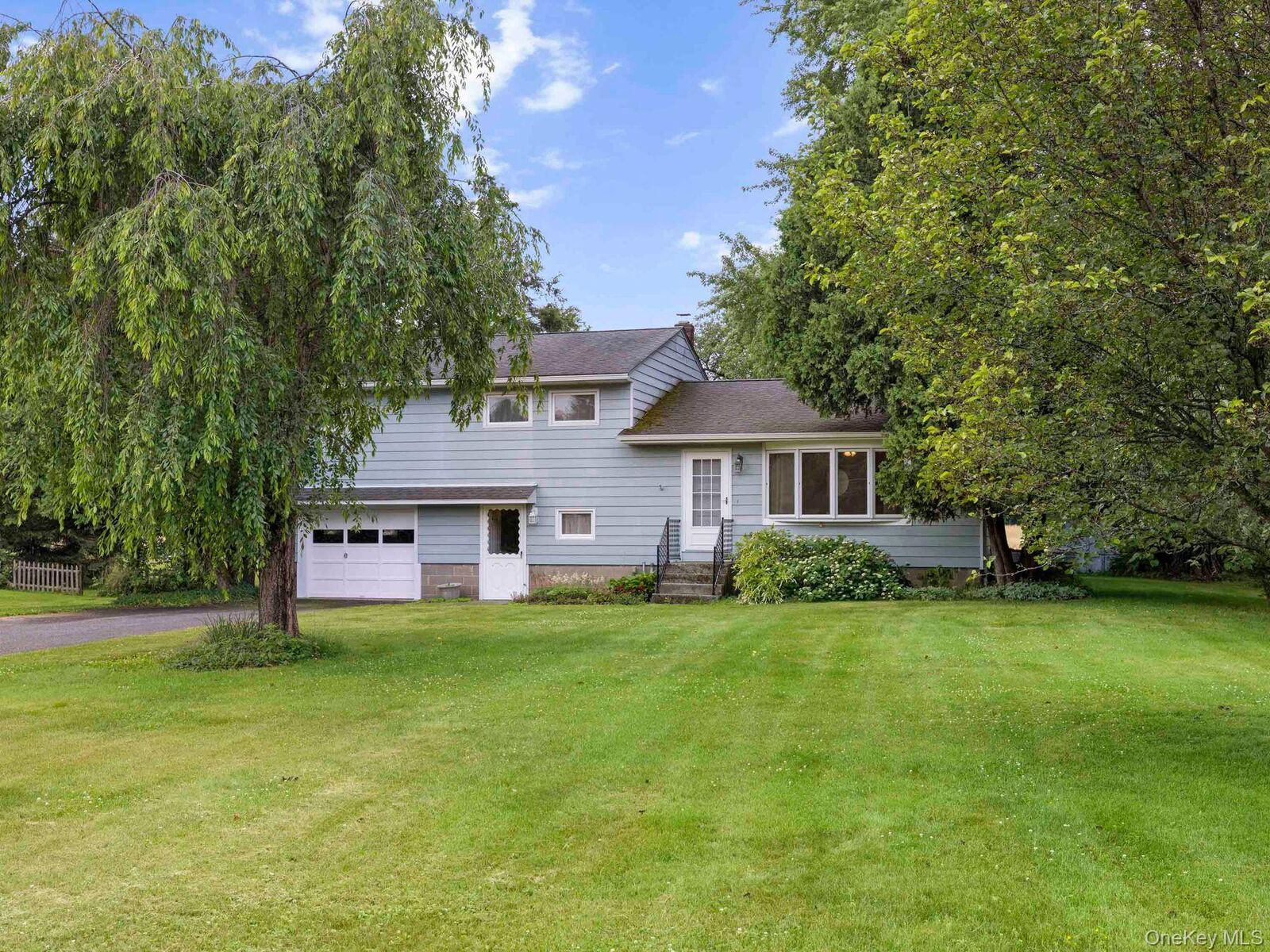 Property Photo:  240 Route 199  NY 12571 