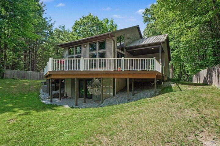 Property Photo: 2917 W Howard MI 48612