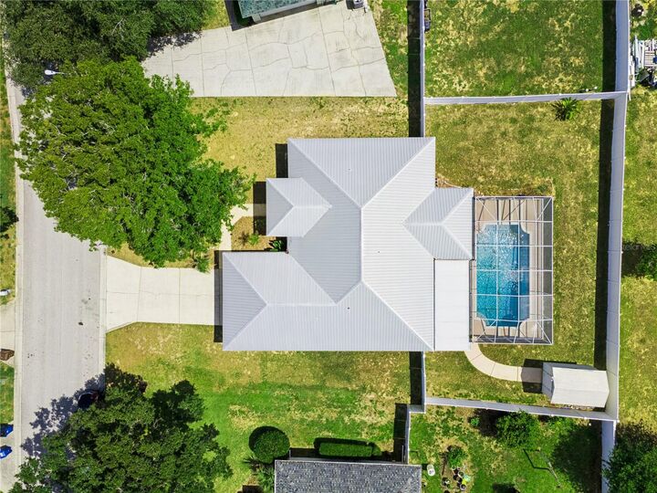 Property Photo:  2707 La Vista Drive  FL 33844 