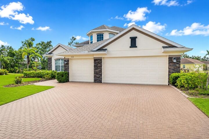Property Photo:  5518 72nd Terrace E  FL 34222 