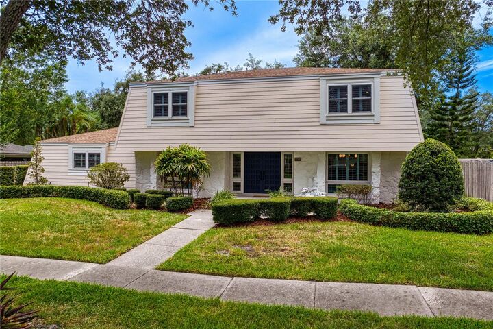 Property Photo:  13305 Golf Crest Circle  FL 33618 