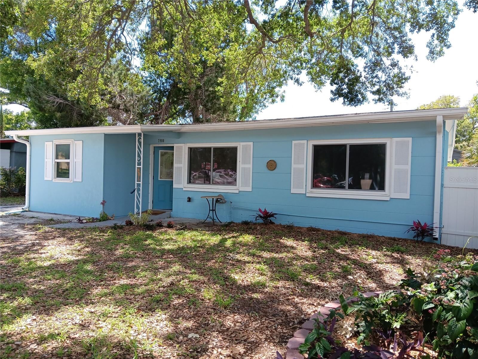 Property Photo:  7980 52nd Street N  FL 33781 