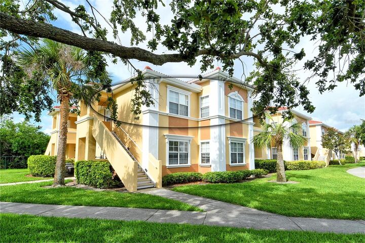 Property Photo:  1010 Villagio Circle 201  FL 34237 