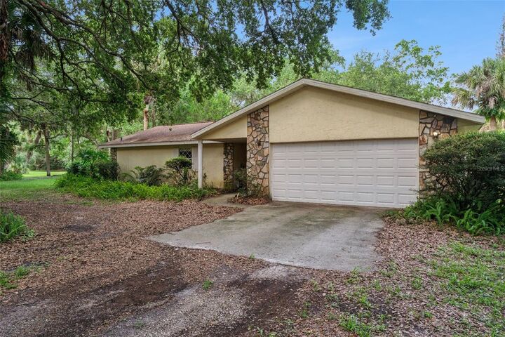 Property Photo:  5450 Allen Street  FL 32754 