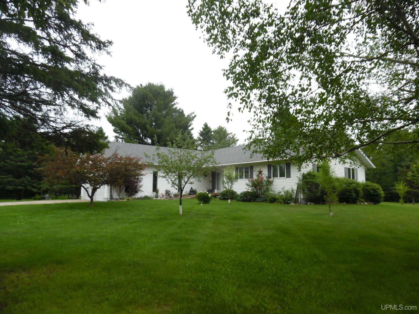 Property Photo:  15929 Saint Collins Road  MI 49912 