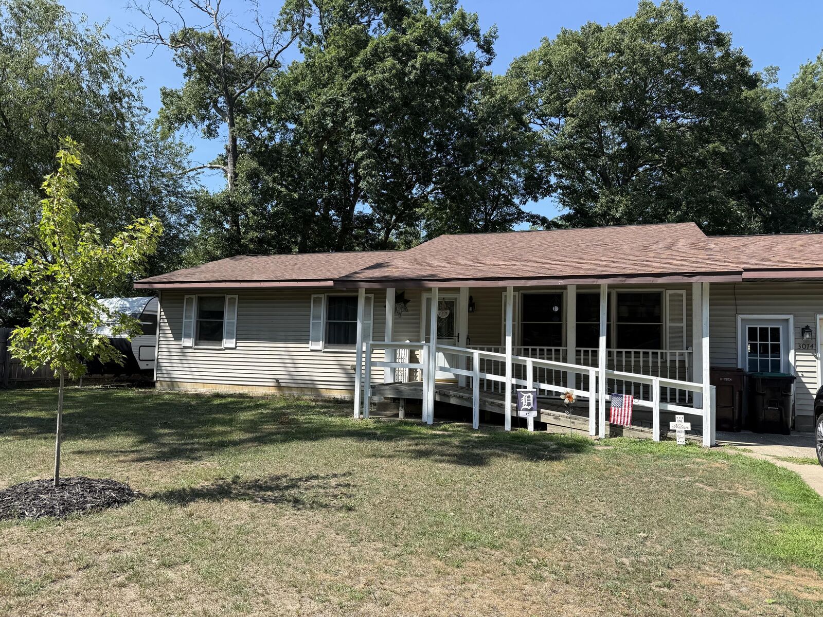 Property Photo:  3074 Glenrick Avenue  MI 49442 