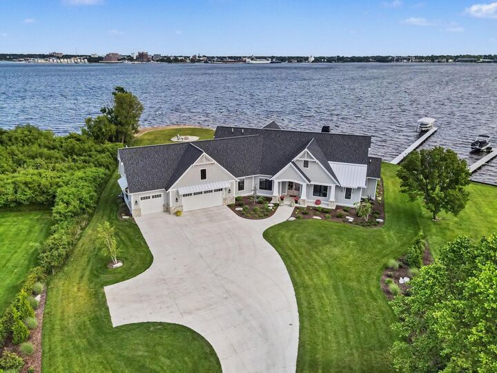 Property Photo: 1019 Moorings Court MI 49445