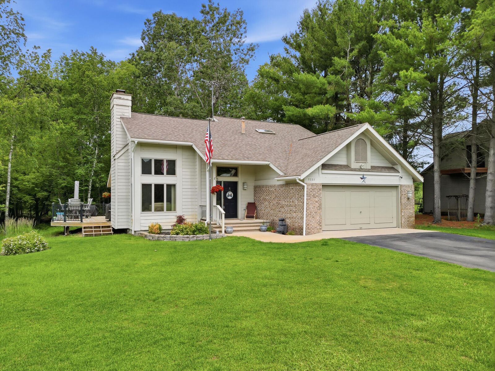 Property Photo:  9551 Clubhouse Drive W  MI 49346 