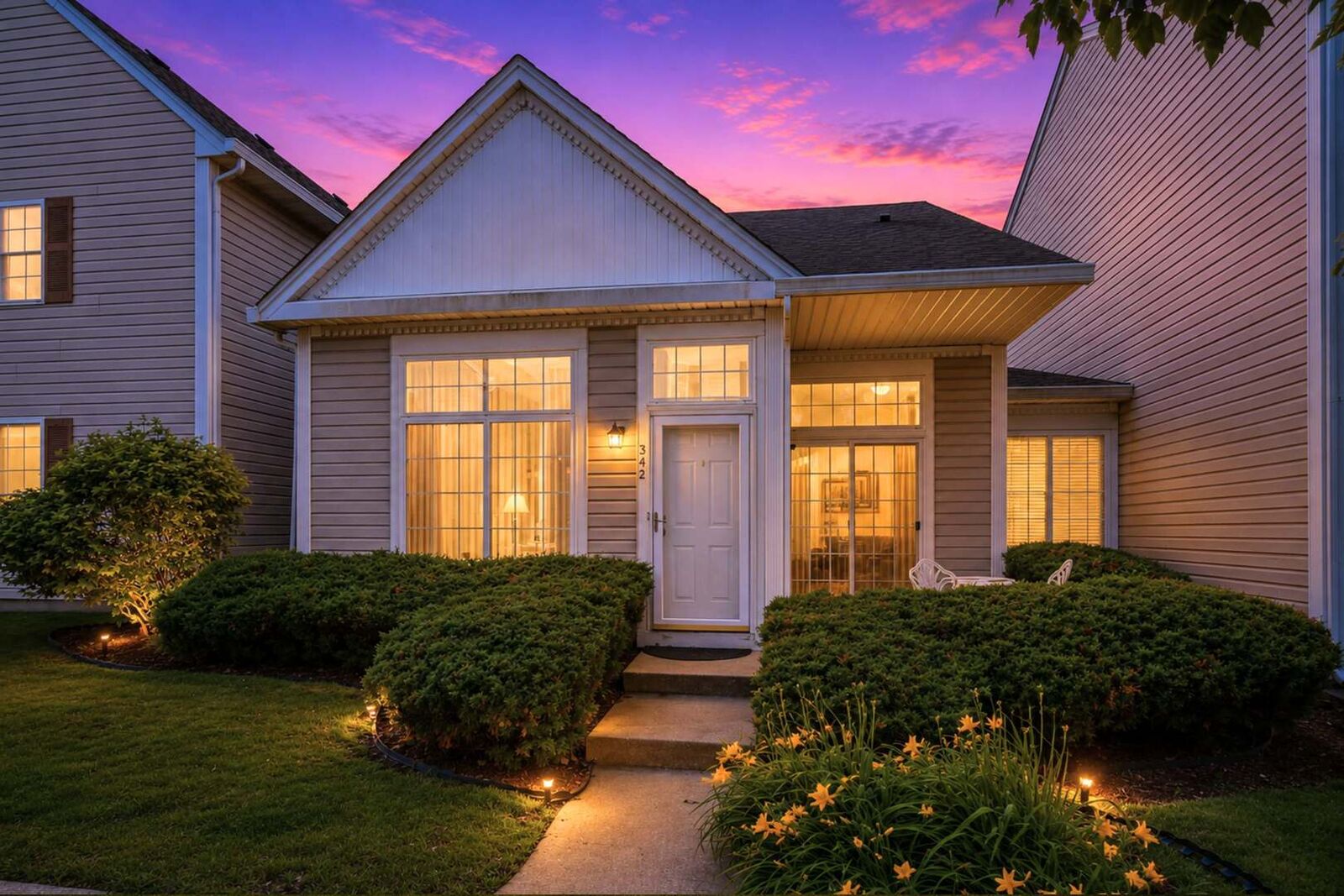Property Photo: 342 Magnolia Court IL 60440