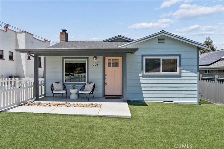 Property Photo:  667 671 Howard Street  CA 93401 