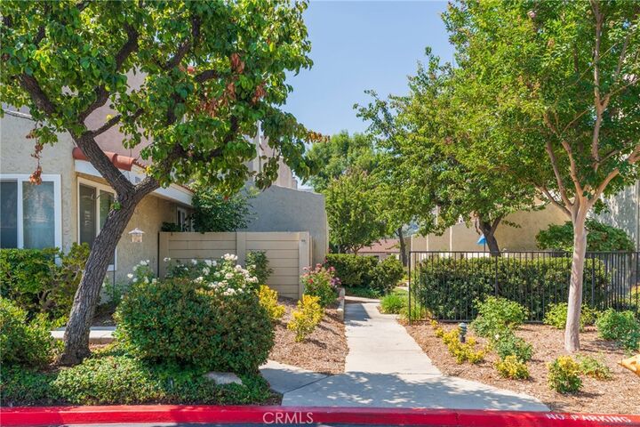 Property Photo:  5694 E Los Angeles  CA 93063 