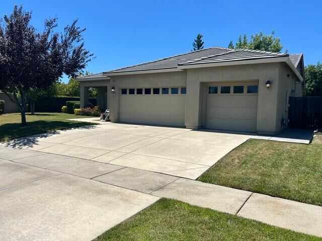 Property Photo:  5628 Gold River Way  CA 95901 
