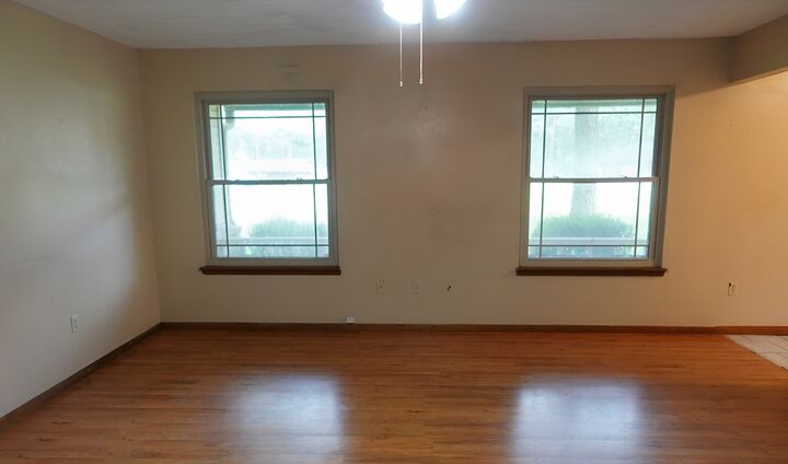 Property Photo:  206 Dale Street  TX 75941 