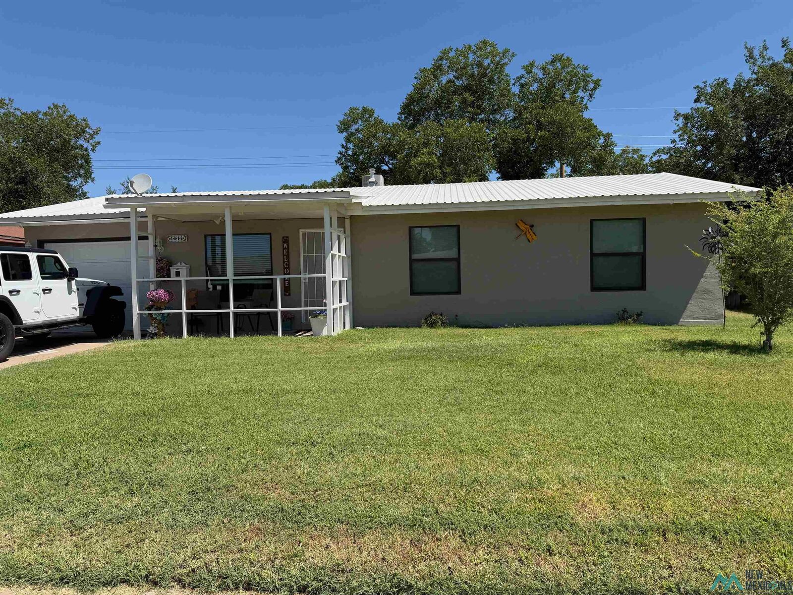Property Photo:  1812 W Feather Street  NM 88210 