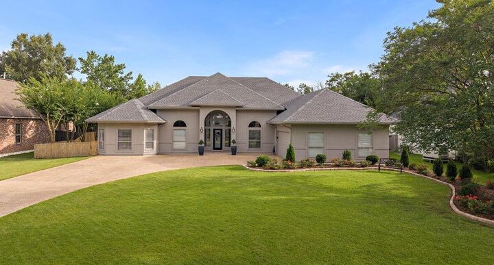 Property Photo:  138 Acadian Lane  LA 70471 