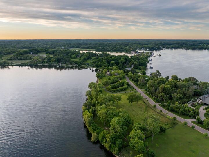 Property Photo:  1415 Bracketts Point Road  MN 55391 