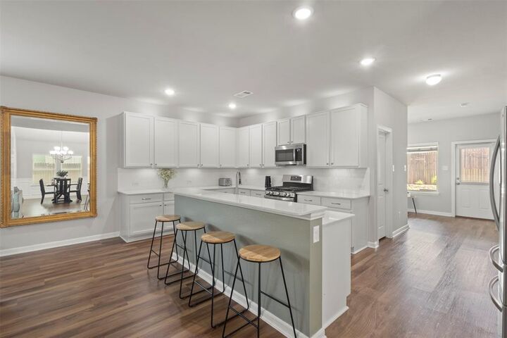 Property Photo: 2092 Hartley Drive TX 75126