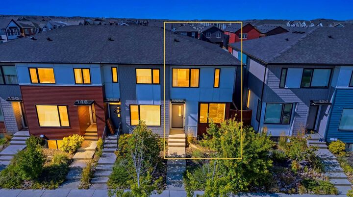Property Photo:  138 Homestead Boulevard NE  AB T3J 2G8 