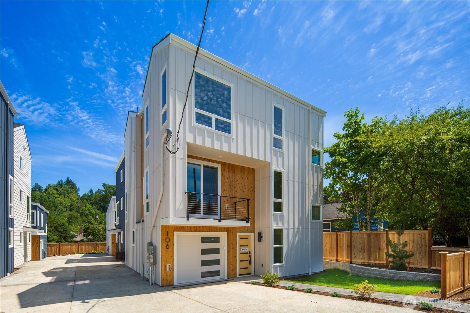Property Photo:  106  29th Avenue E  WA 98112 