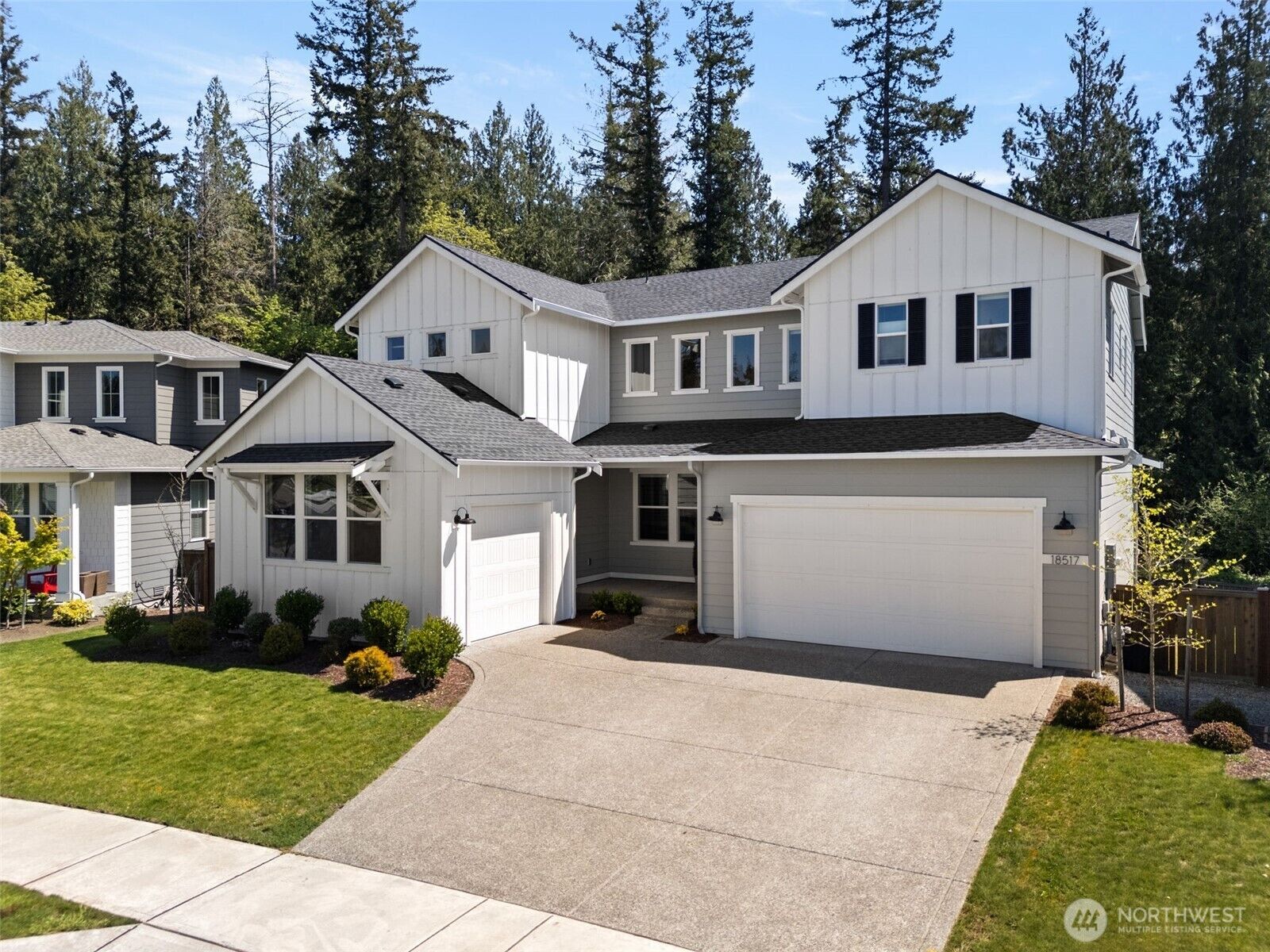 Property Photo:  18517  Sawgrass Drive NE  WA 98370 