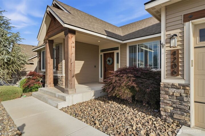 Property Photo: 4206 Palmyra Drive WA 99301