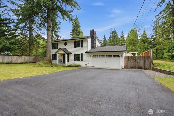 Property Photo:  17316  424th Avenue SE  WA 98045 