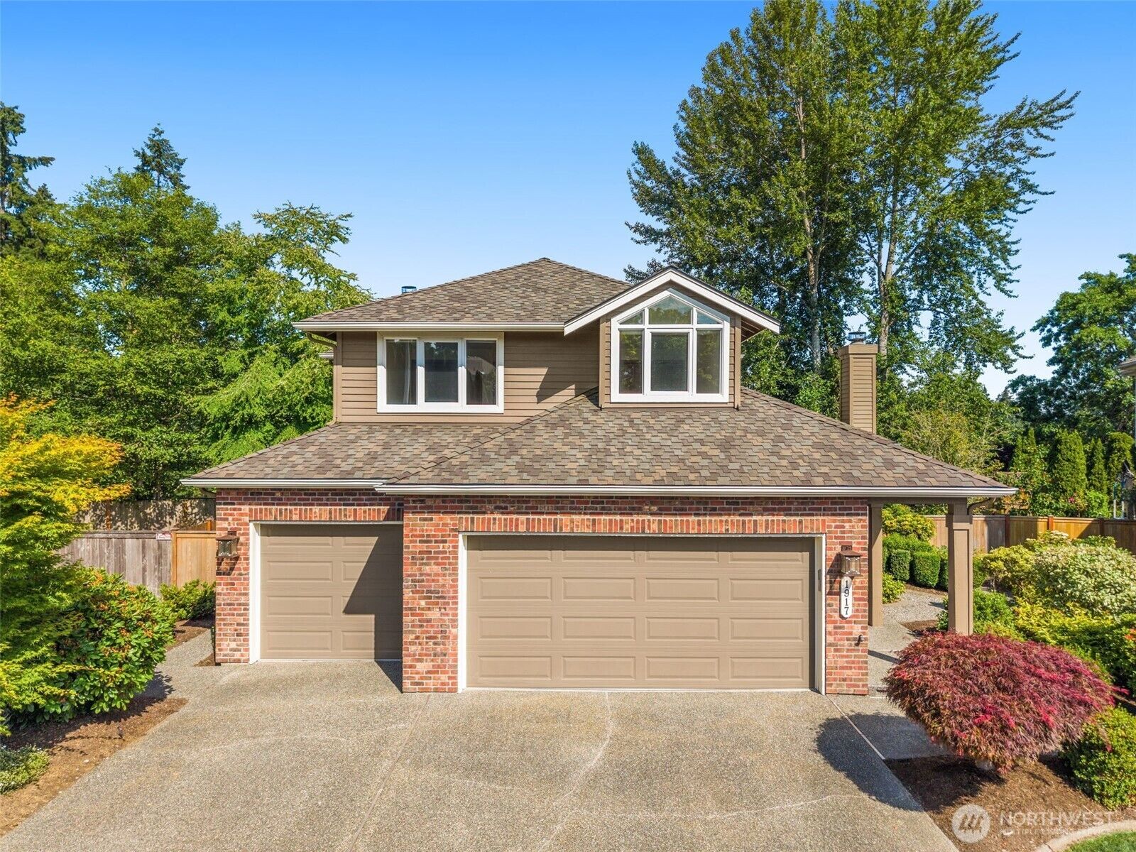 Property Photo:  1917  237th Place SE  WA 98021 