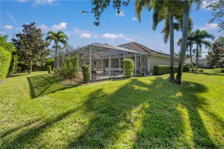Property Photo:  5220 Rosewood Lane  FL 32966 