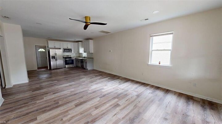 Property Photo: 546 3rd Ave VA 23434