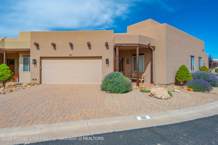 Property Photo:  202 Pueblo Loop  NM 88312 