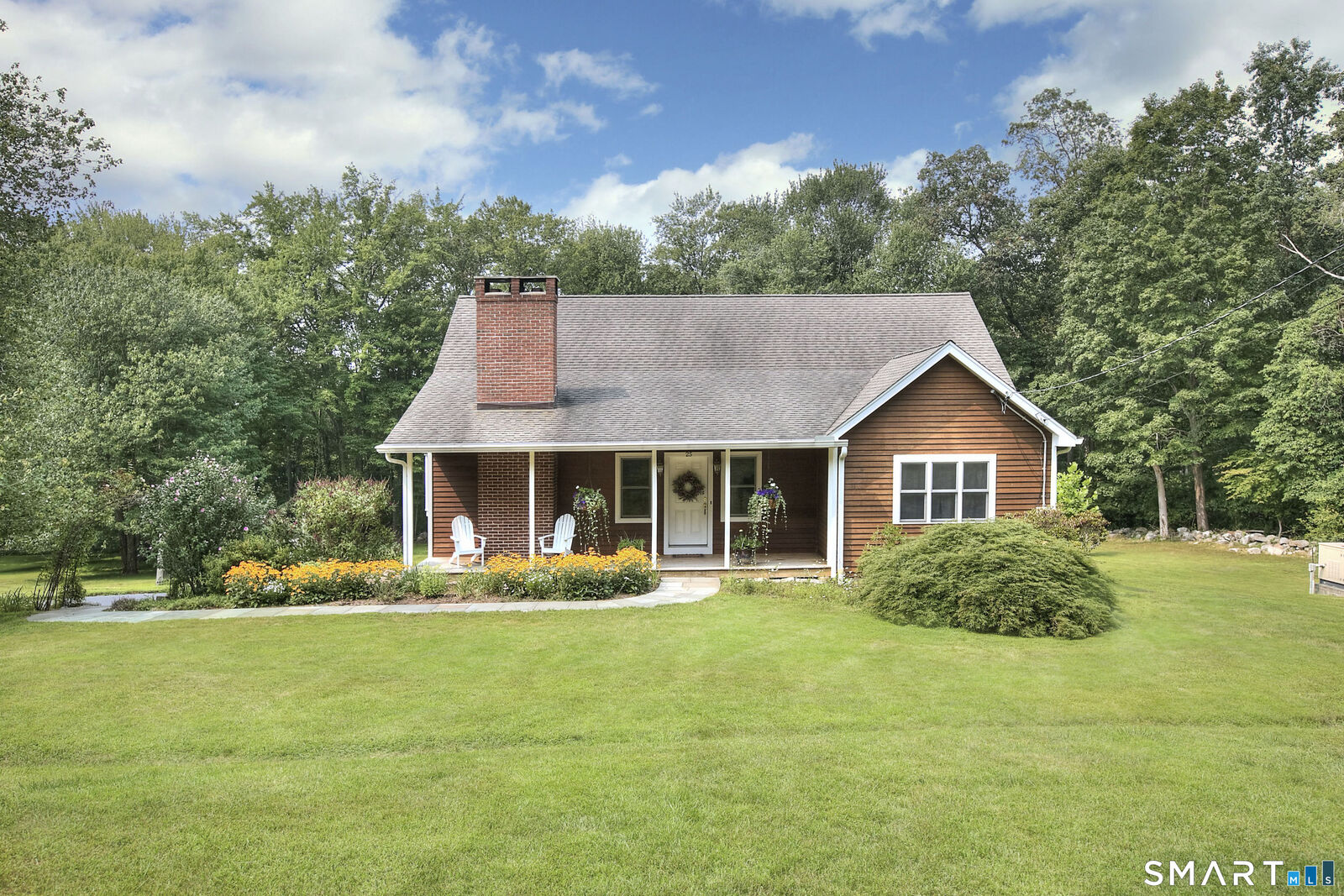 Property Photo:  25 Sunset Drive  CT 06883 