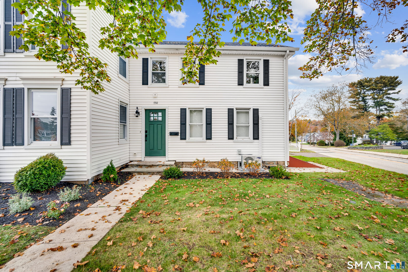 Property Photo:  736-750 Main Street  CT 06405 