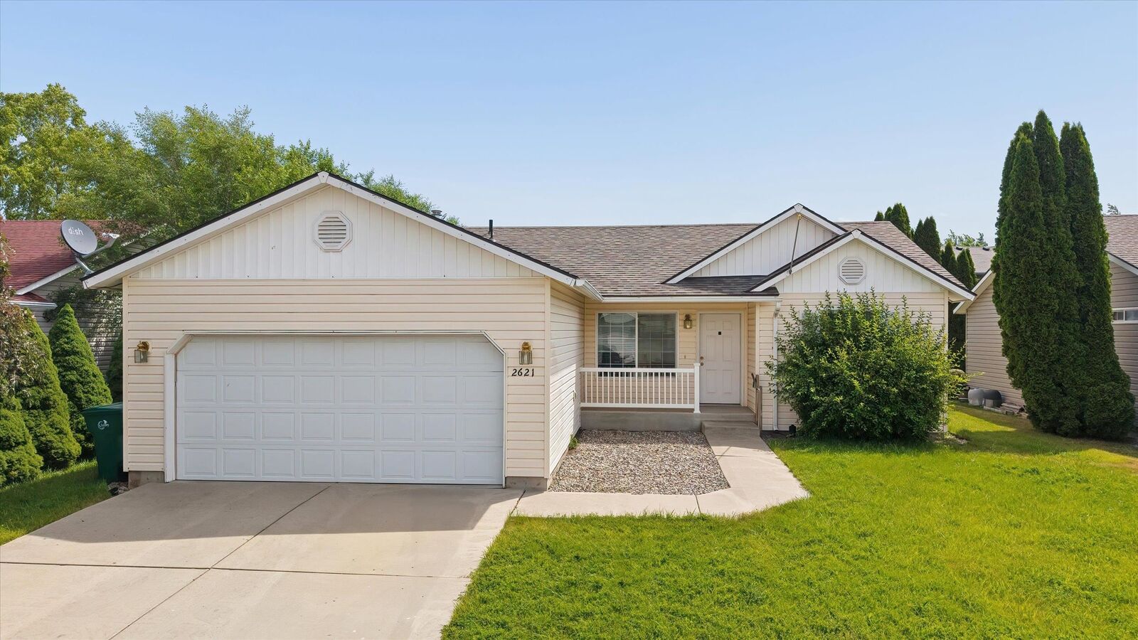 Property Photo:  2621 Eton Ln  WA 99004 