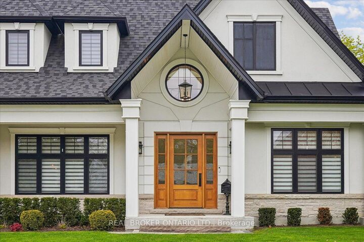 Property Photo: 1445 Skyline Drive ON L5E 2W3