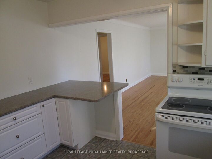 Property Photo:  50 Campbell Crescent  ON K7M 1Z5 