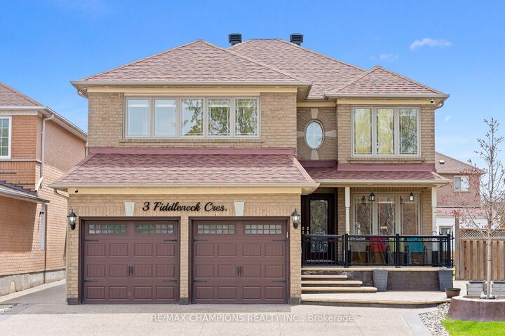 3 Fiddleneck Crescent — photo 1