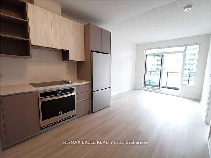 Property Photo:  396 Highway 7 E N/A 210  ON L4G 0G7 