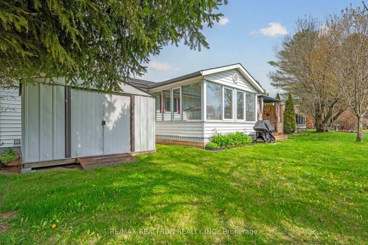 36 Tecumseth Pines Drive — photo 1