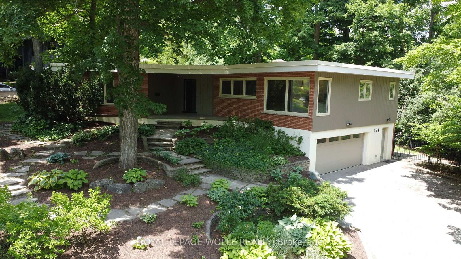 Property Photo:  294 Algonquin Drive  ON N2L 2S8 
